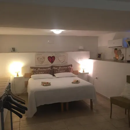 Apartment Central Holiday Home Fondi *