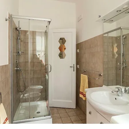 Apartment Central Holiday Home Fondi